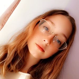 Meet your Posher, Hailey